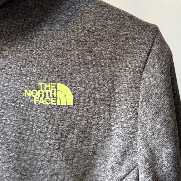 The North Face Dri-Fit Women’s Hoodie Size M - Picture 4 of 4